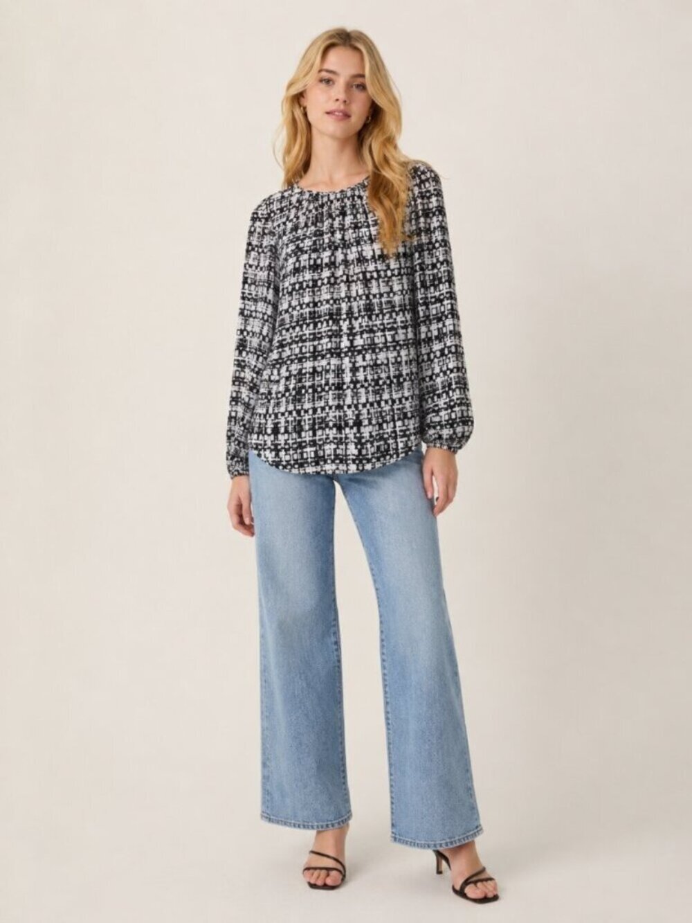 NWT White House Black Market Long Sleeve Crinkle Blouse Brushstroke Ecru S